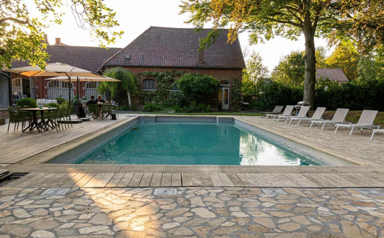 Relais M B&B Frasnes-lez-Anvaing エクステリア 写真