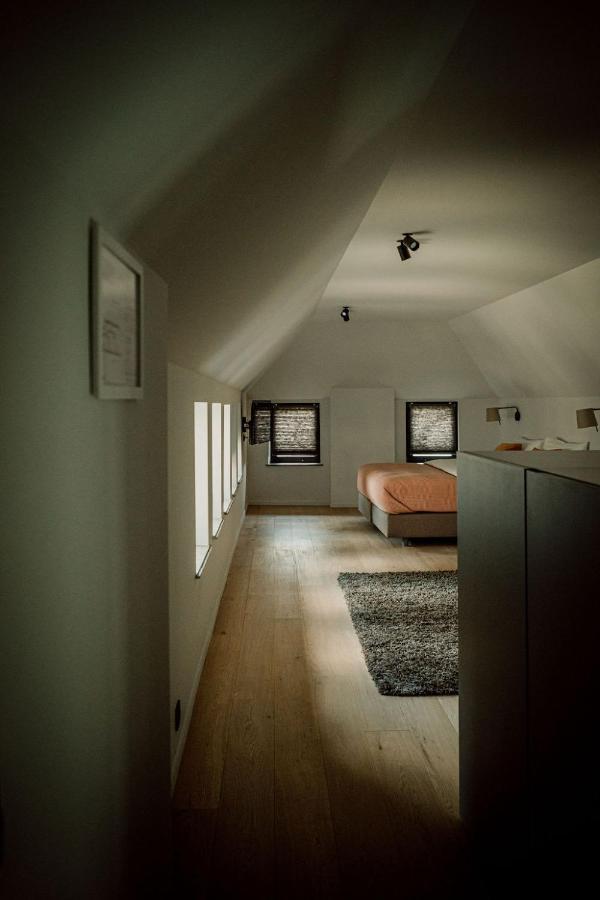 Relais M B&B Frasnes-lez-Anvaing エクステリア 写真