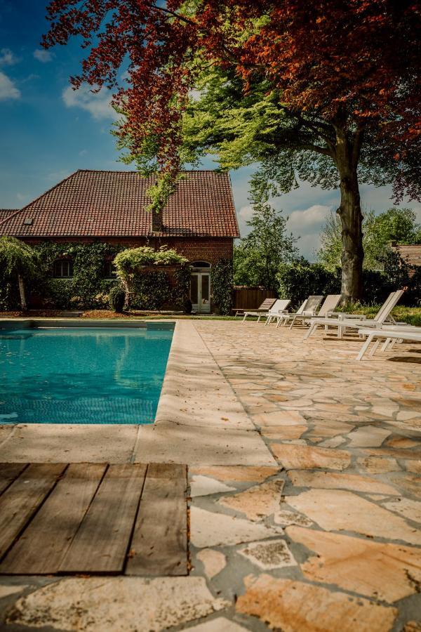 Relais M B&B Frasnes-lez-Anvaing エクステリア 写真