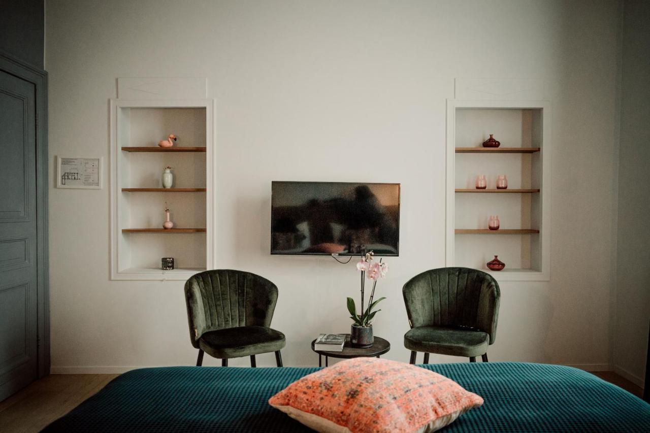 Relais M B&B Frasnes-lez-Anvaing エクステリア 写真